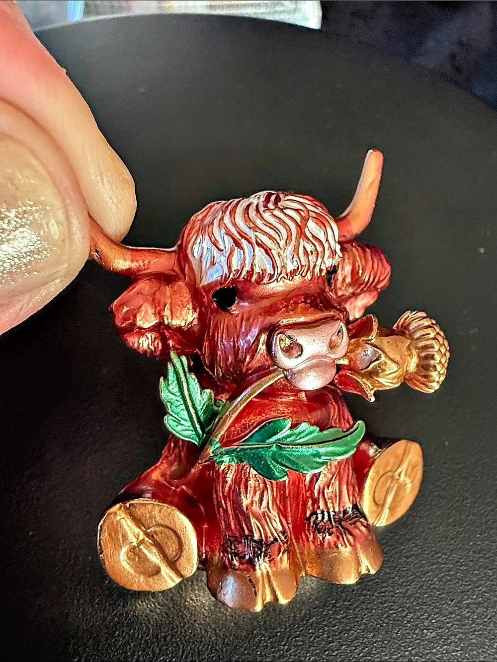 Red & Gold Figural Highland Bull Brooch Like New